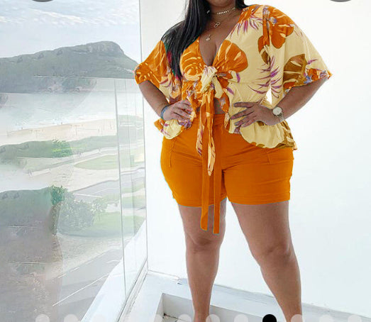 Plus Size Printed Tie-Up Top+Shorts 2 Piece Sets