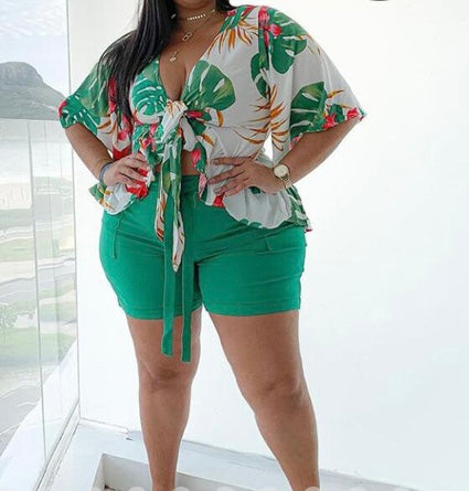 Plus Size Printed Tie-Up Top+Shorts 2 Piece Sets