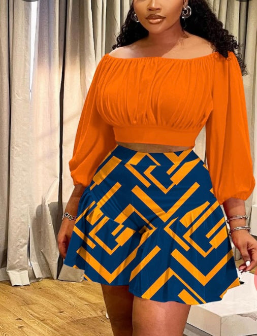 Plus Size Off The Shoulder Pleated Casual Two Piece Shorts Set